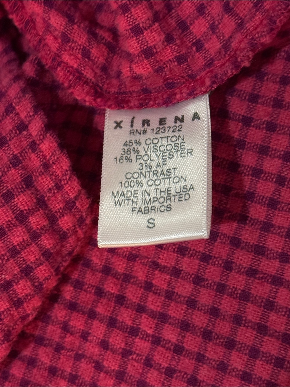 XiRENA Magenta Ruffle-Neck Buttoned Blouse - Picture 5 of 5